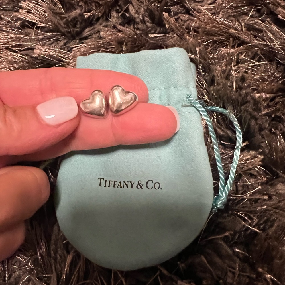 Tiffany puffed heart earrings
